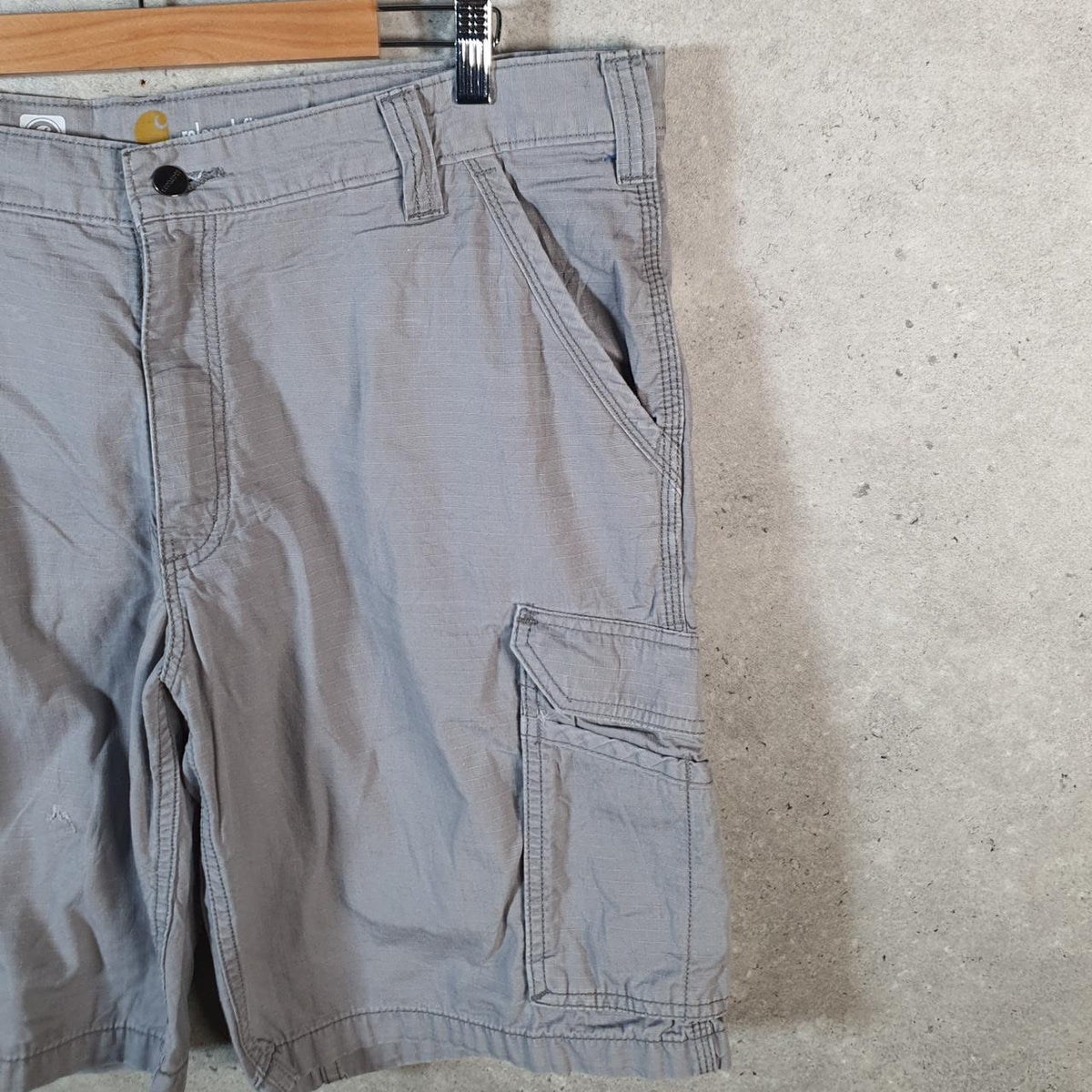 Vintage Carhartt Baggy Carpenter Shorts Jorts Cargo Men’s W38 Grey Relaxed Fit Workwear Big Fish Vintage
