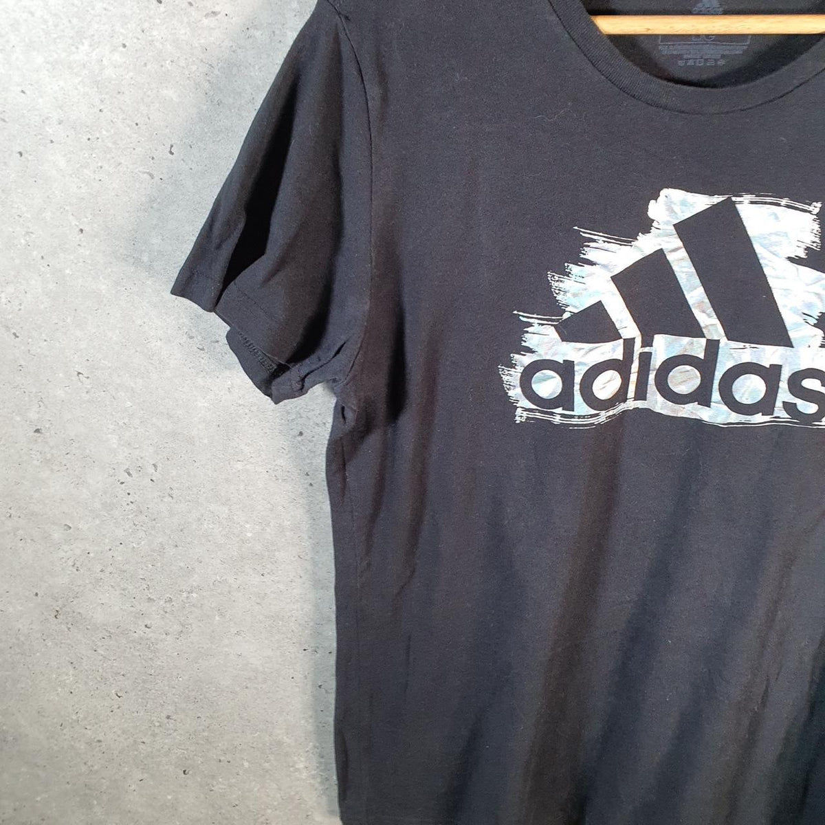 Vintage Adidas Amplifier T Shirt Men’s Large Black Three Stripes Logo Athletic