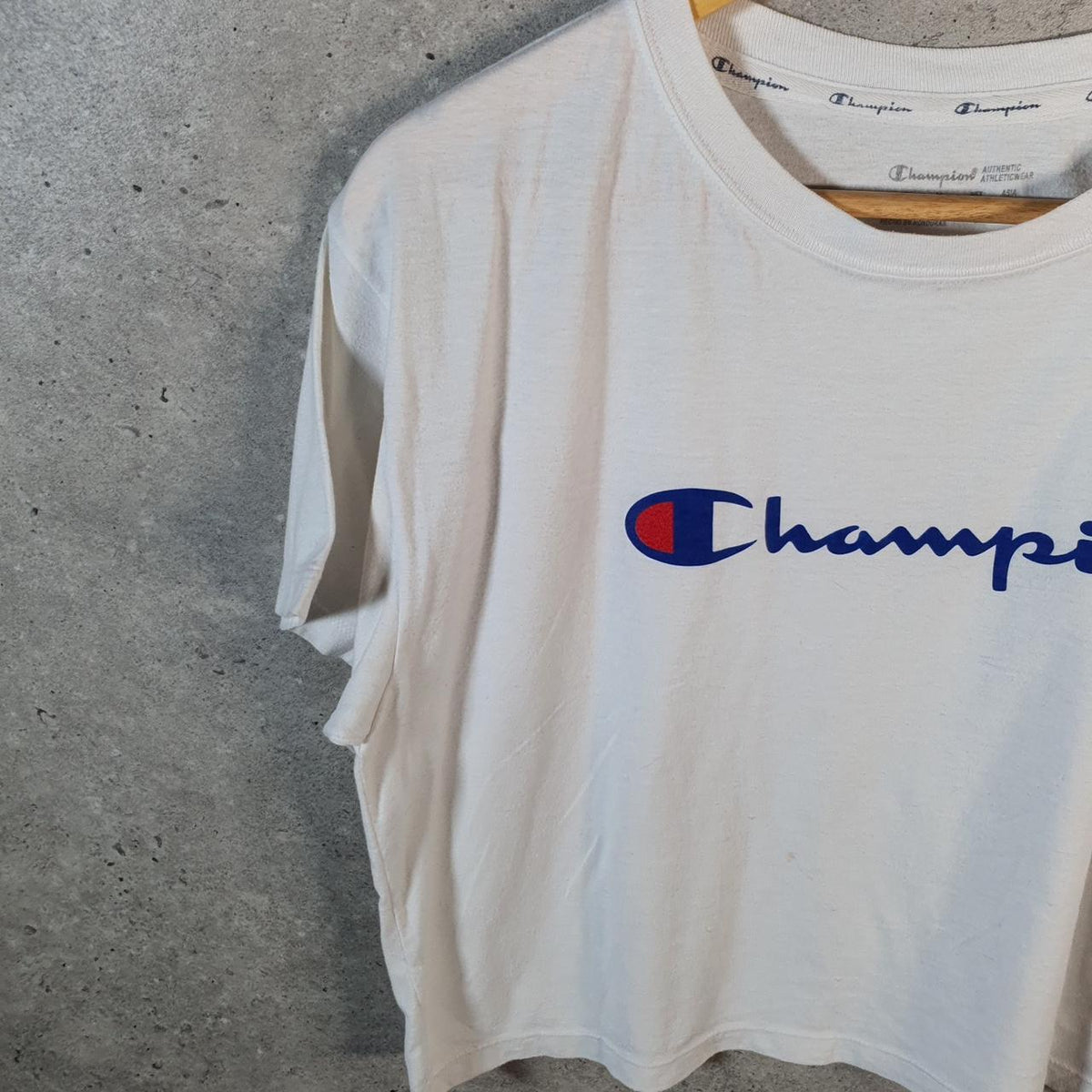 Vintage Champion Spellout Logo Cropped T Shirt Womens Medium White Athletic C9845