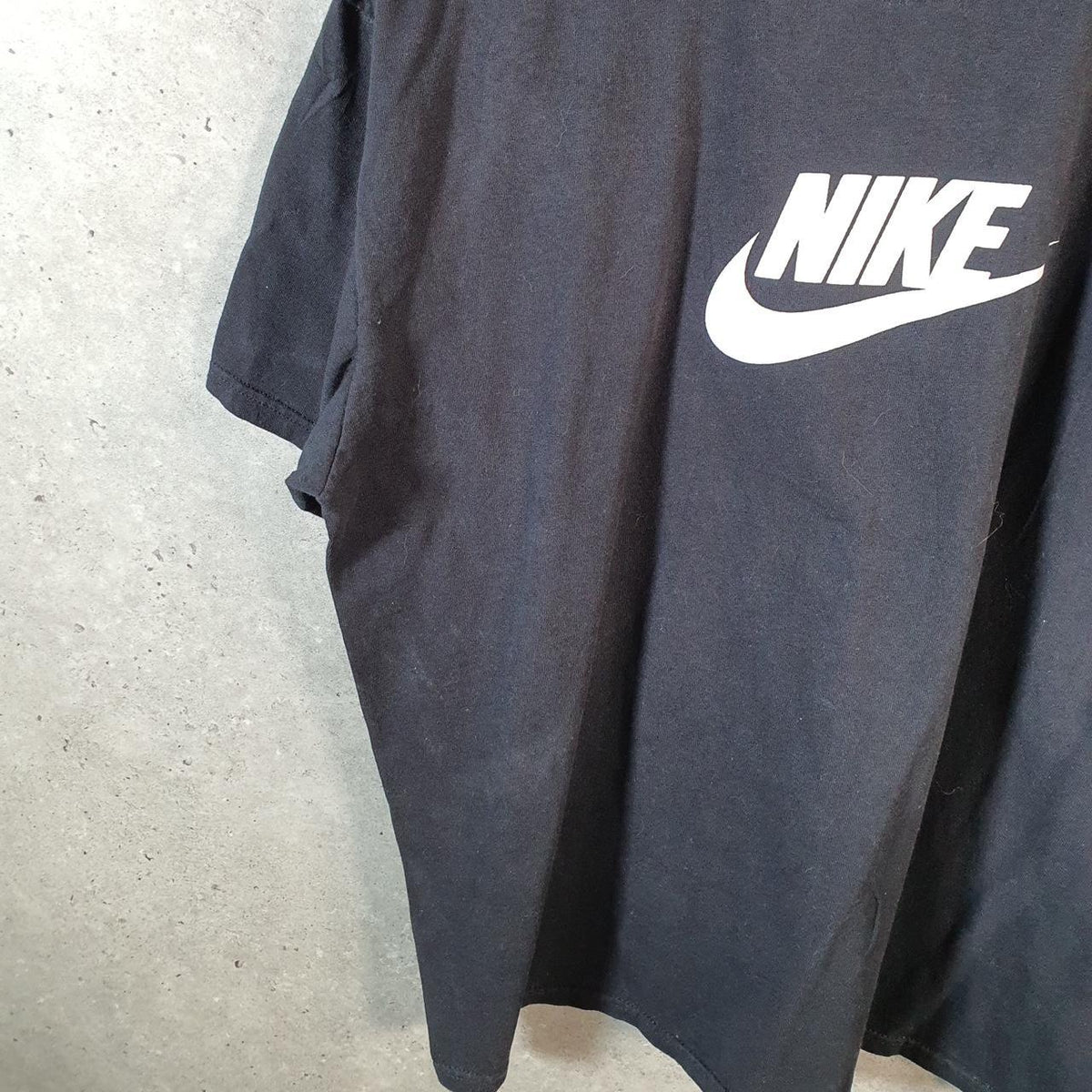 Vintage Nike 90s USA T Shirt Men’s Large Black Printed Single Swoosh Logo Athletic Big Fish Vintage