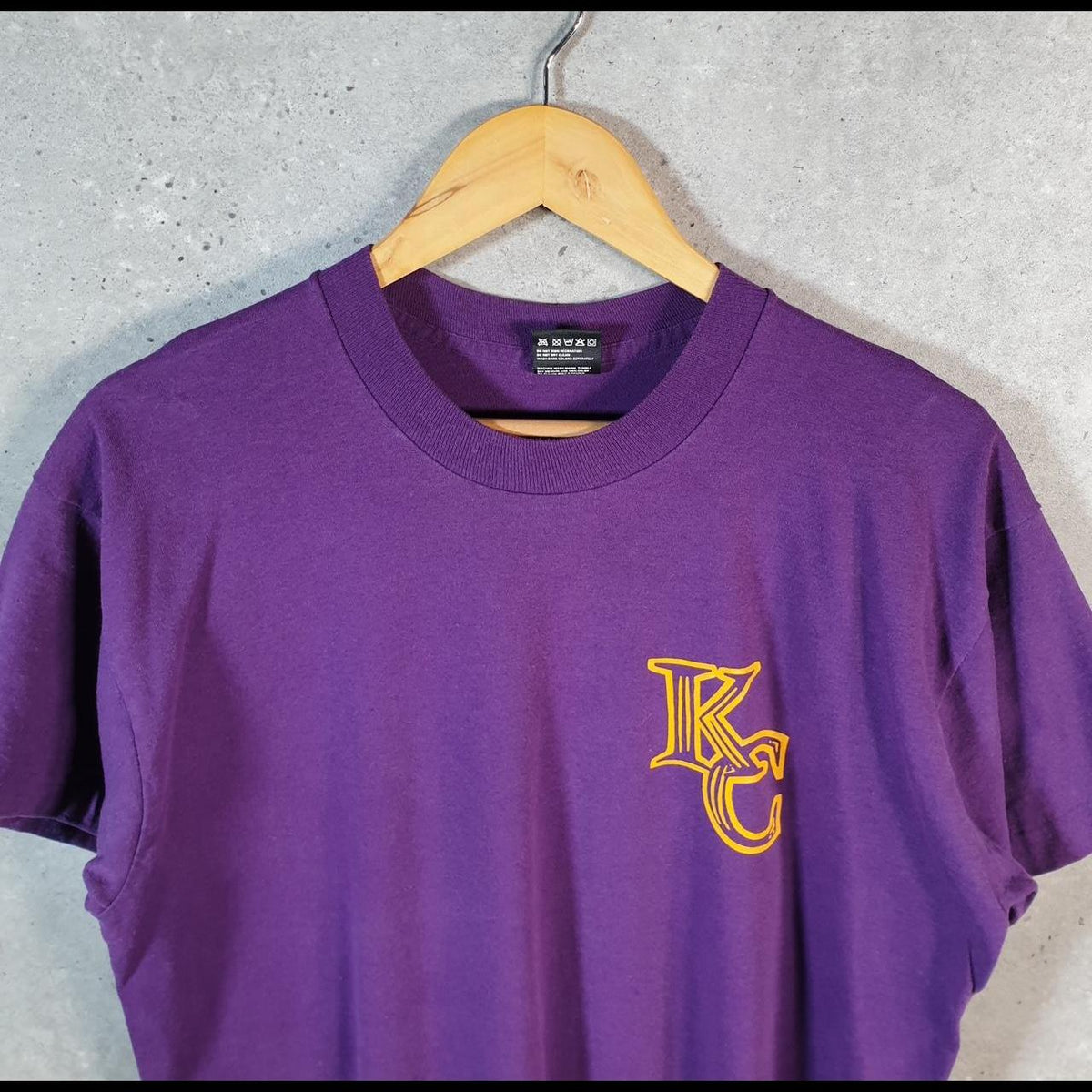 Vintage Fruit of the Loom KC Broncos USA 90s Single Stitch T Shirt Men’s large Purple C8364
