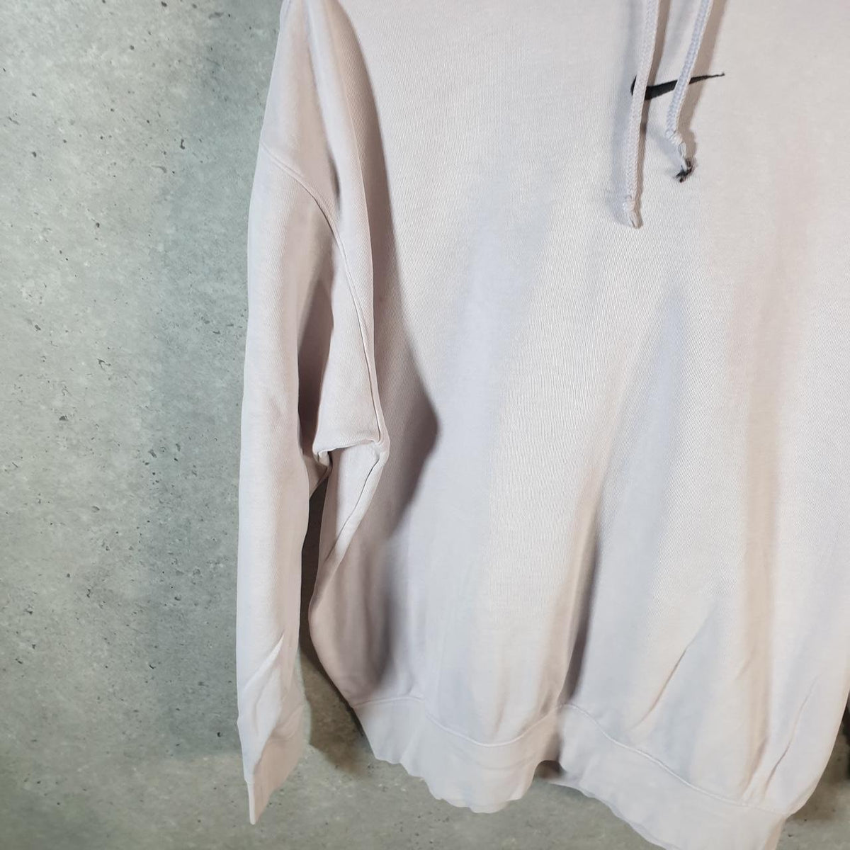 Vintage Nike Club Embroidered Hoodie Men’s Small Pink Swoosh Y2K Pullover