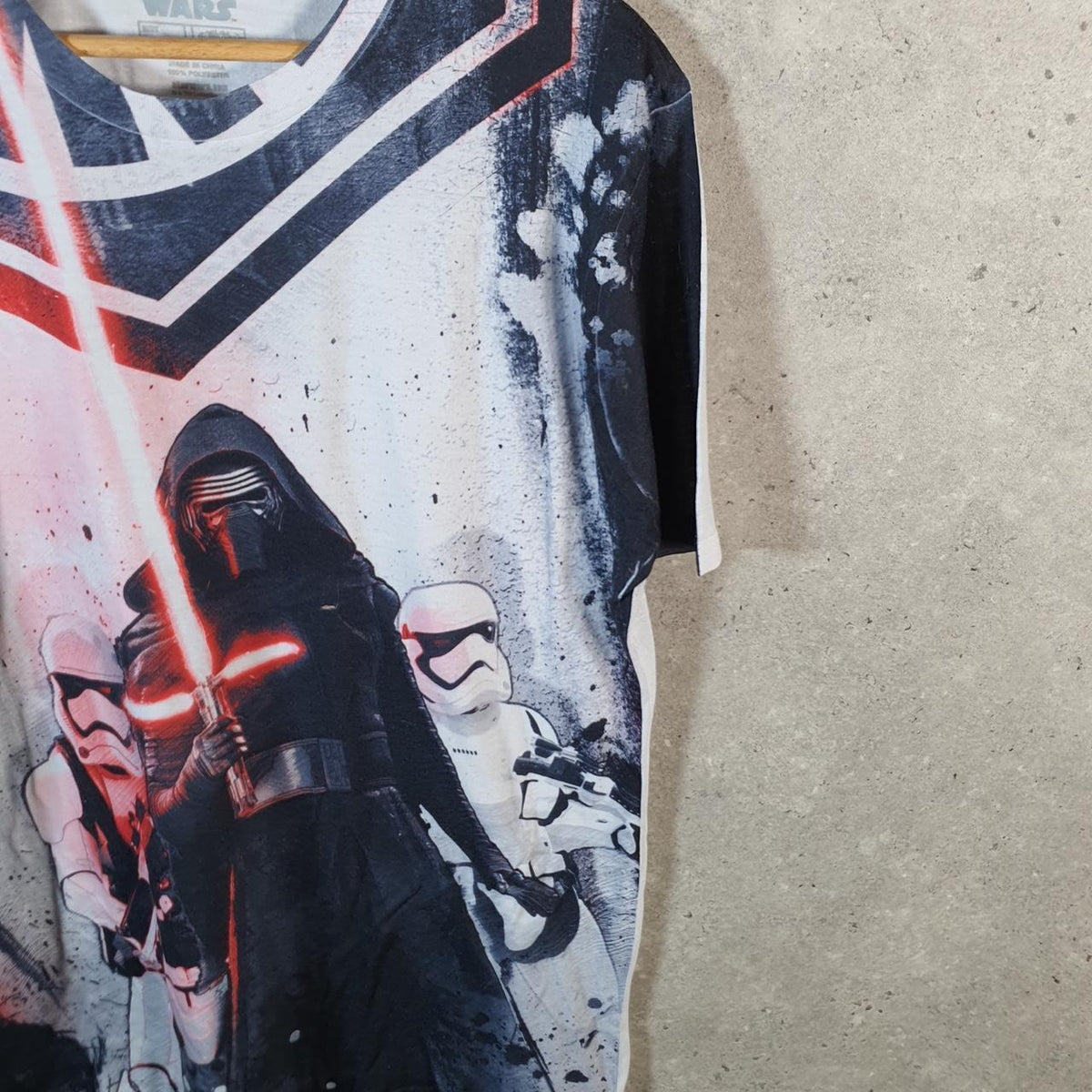 Vintage Star Wars Kylo Ren T Shirt Men’s Large White Logo Graphic Spellout