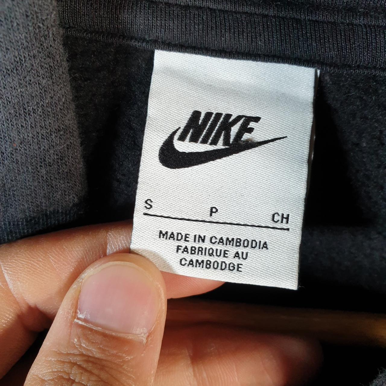 Vintage Nike Club Hoodie Men’s Small Black Centre Swoosh Y2K Pullover Sweatshirt Logo