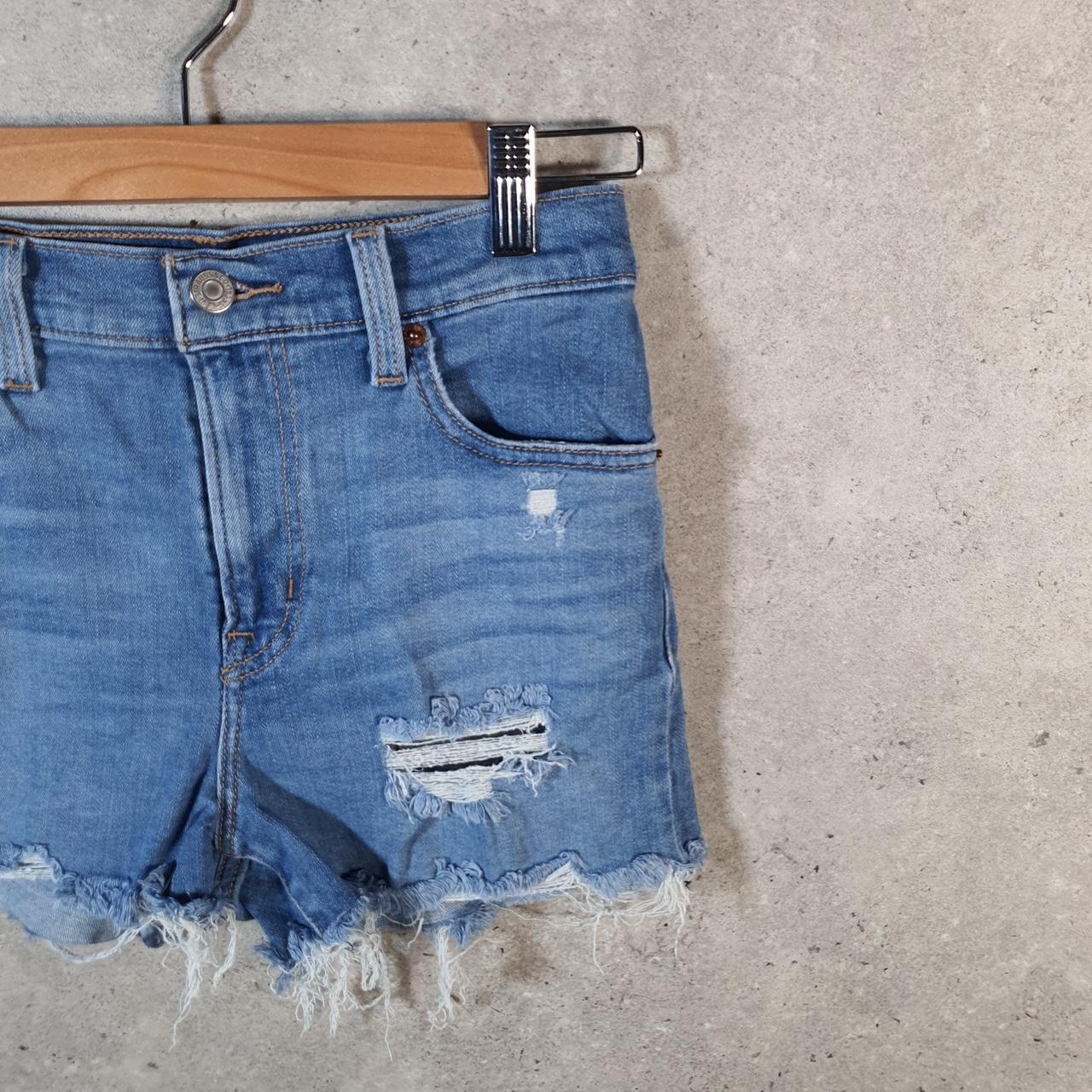 Vintage Levi’s Cut Off Shorts Jorts Cargo Womens W26 Blue Relaxed Denim