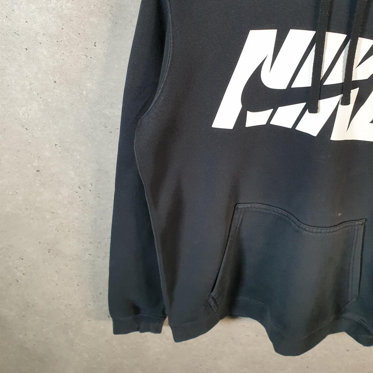 Vintage Nike Club Spellout Hoodie Men’s Medium Black Swoosh Y2K Pullover