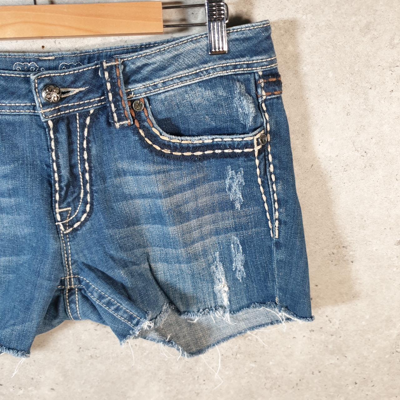 Vintage Miss Me Baggy Y2K Hip Hop Jeans Shorts Jorts Womens W32 Blue Denim Low Rise