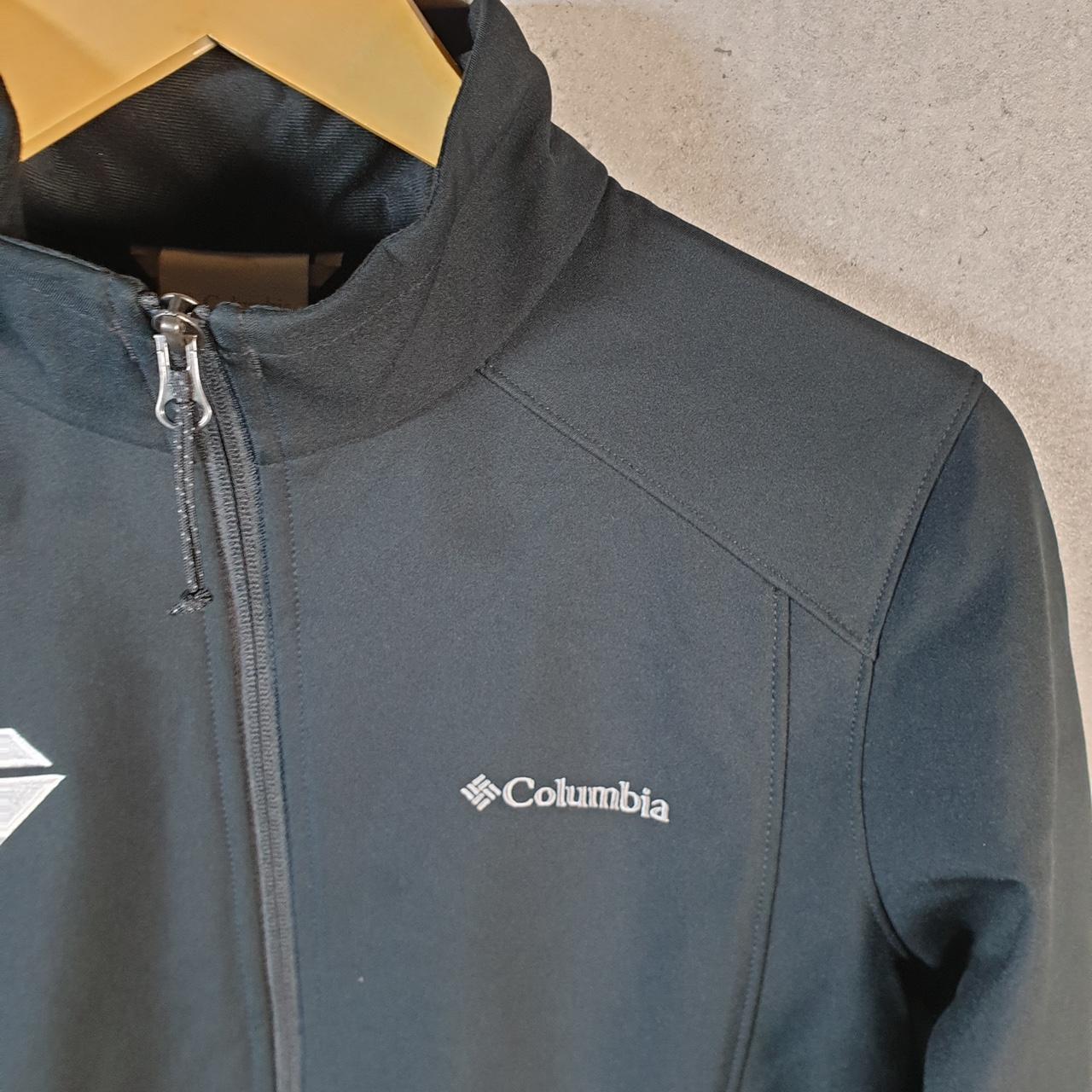 Vintage Columbia Windbreaker Track Jacket Womens Medium Black USA Athletic