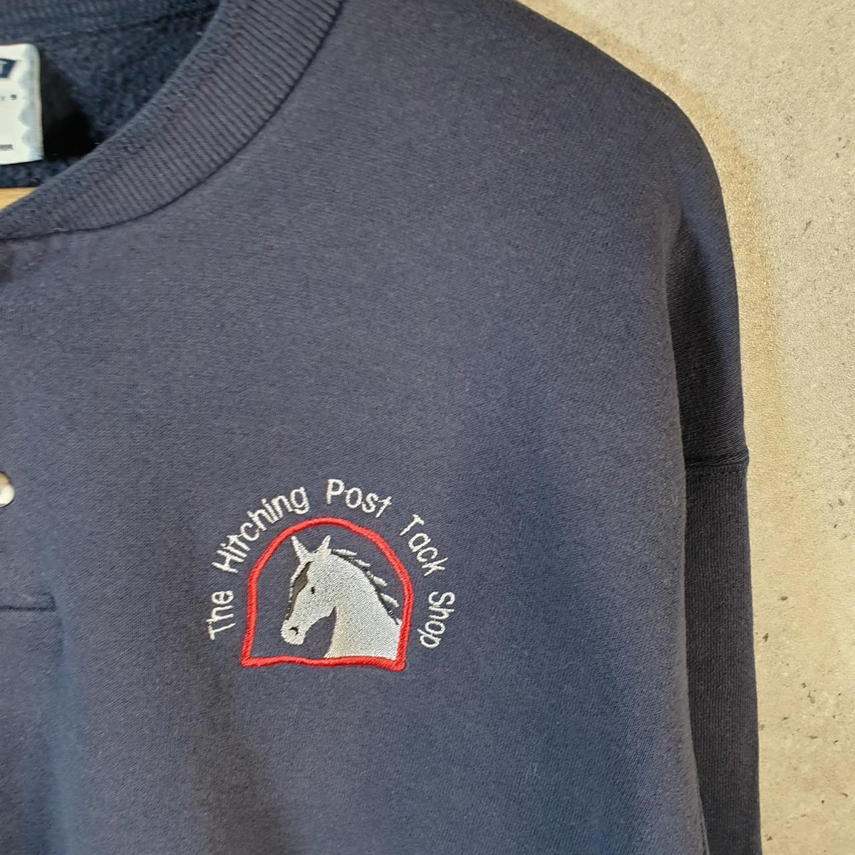 Vintage Lee Heavyweight Sweatshirt Men’s Large Navy Blue USA Hitching Post Tack Shop 1/4 Button