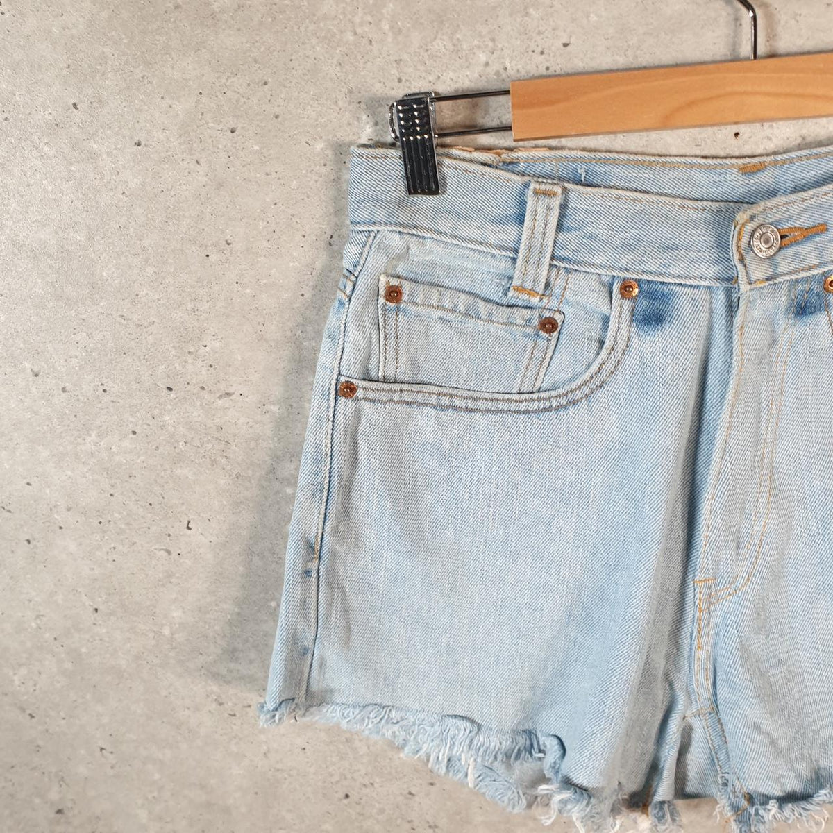 Vintage Levi’s 505 Cut Off Baggy Shorts Jorts Cargo Womens W38 Blue Relaxed Denim