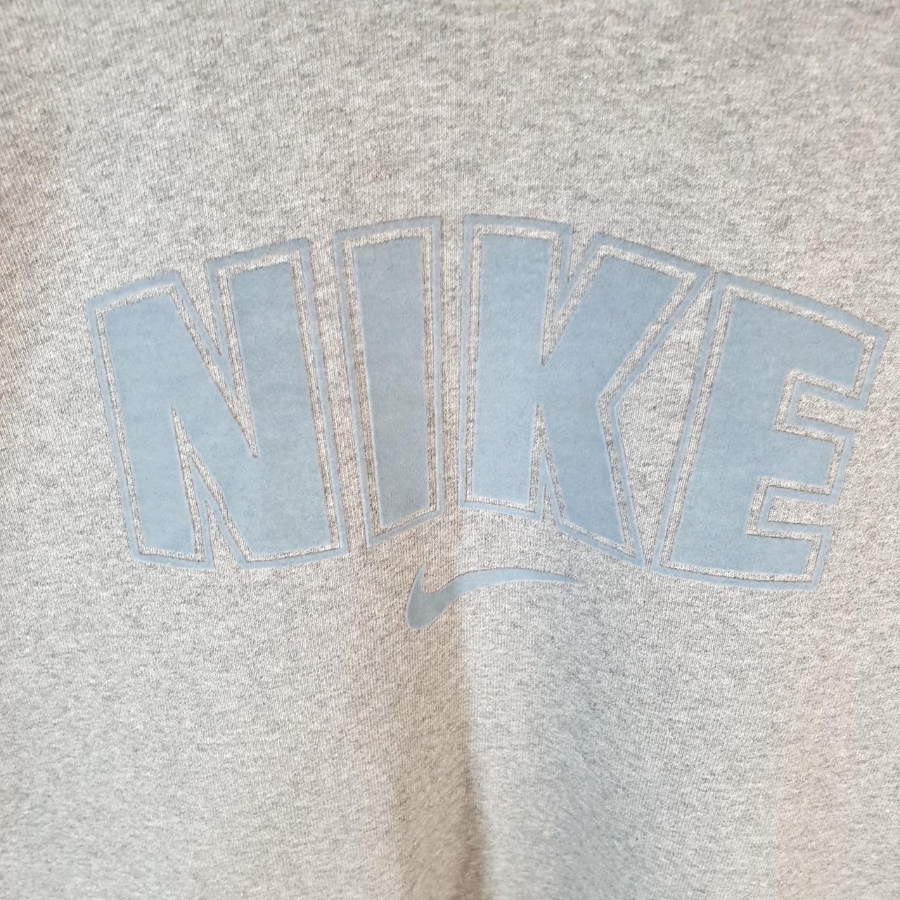 Vintage Nike Spellout Sweatshirt Womens Medium Grey Swoosh Y2K Pullover