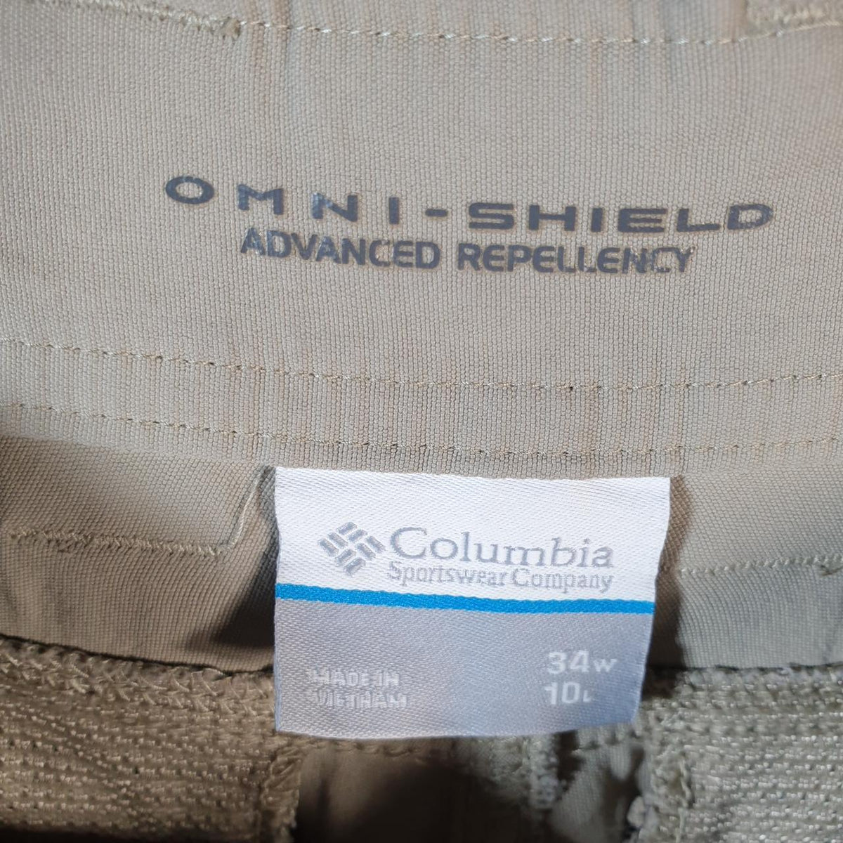 Vintage Columbia Omni Shield Shorts Jorts Cargo Men’s W34 Brown Athletic Hiking Baggy