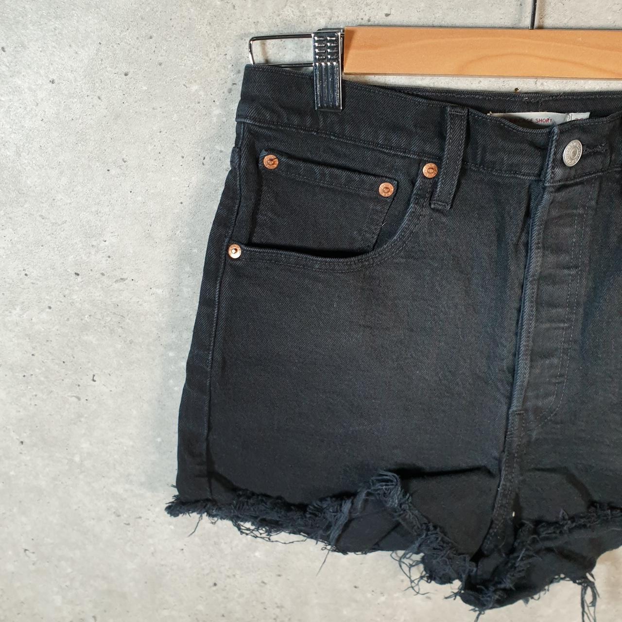 Vintage Levi’s Baggy Shorts Jorts Cargo Womens W30 Black Relaxed Denim