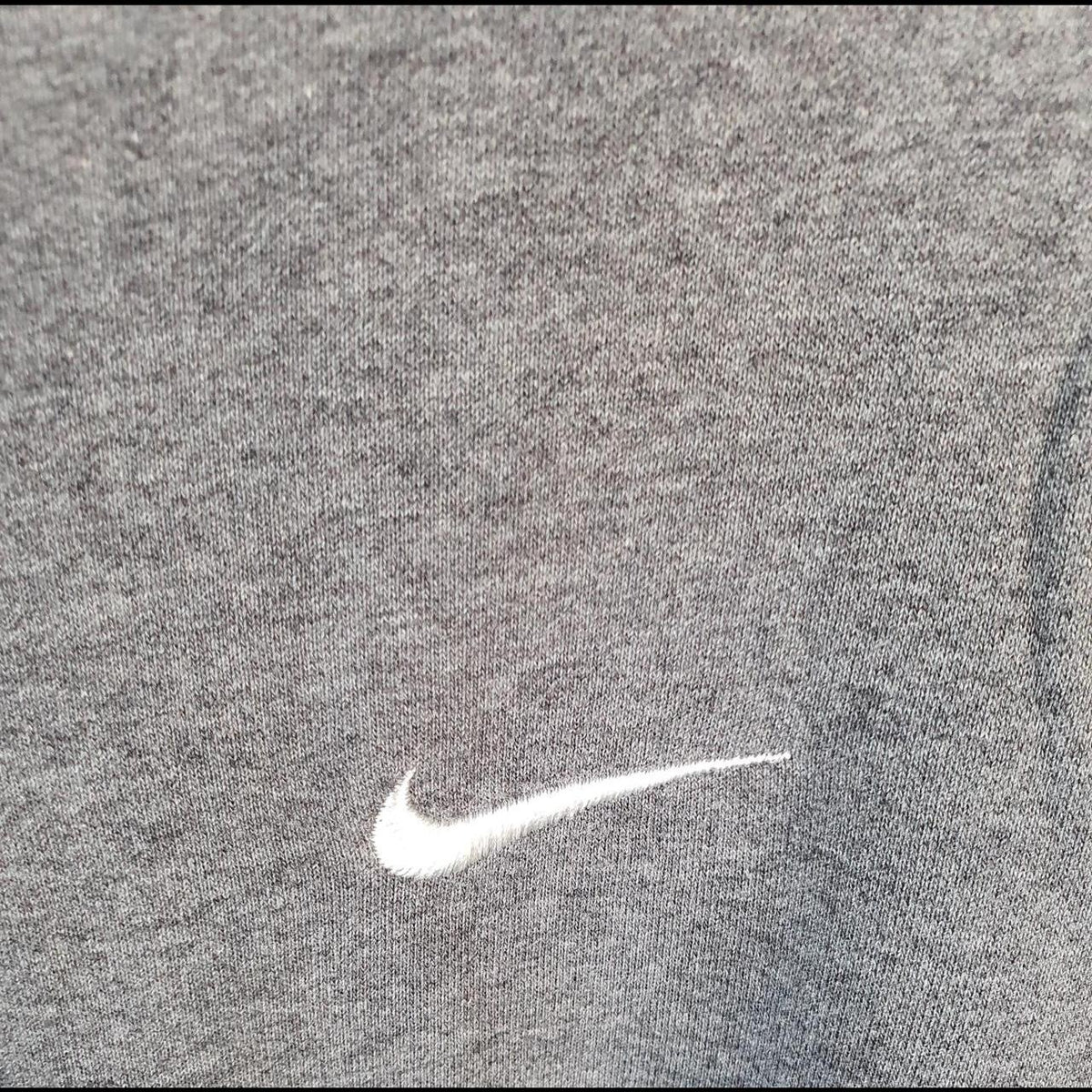 Vintage Nike Club Sweatshirt Men’s Medium Grey Swoosh Y2K Pullover Logo