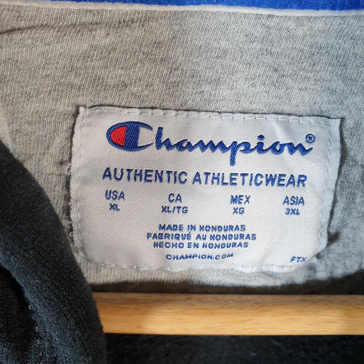 Vintage Champion Hoodie Men’s XL Black Pro Sport Pullover Spellout Logo