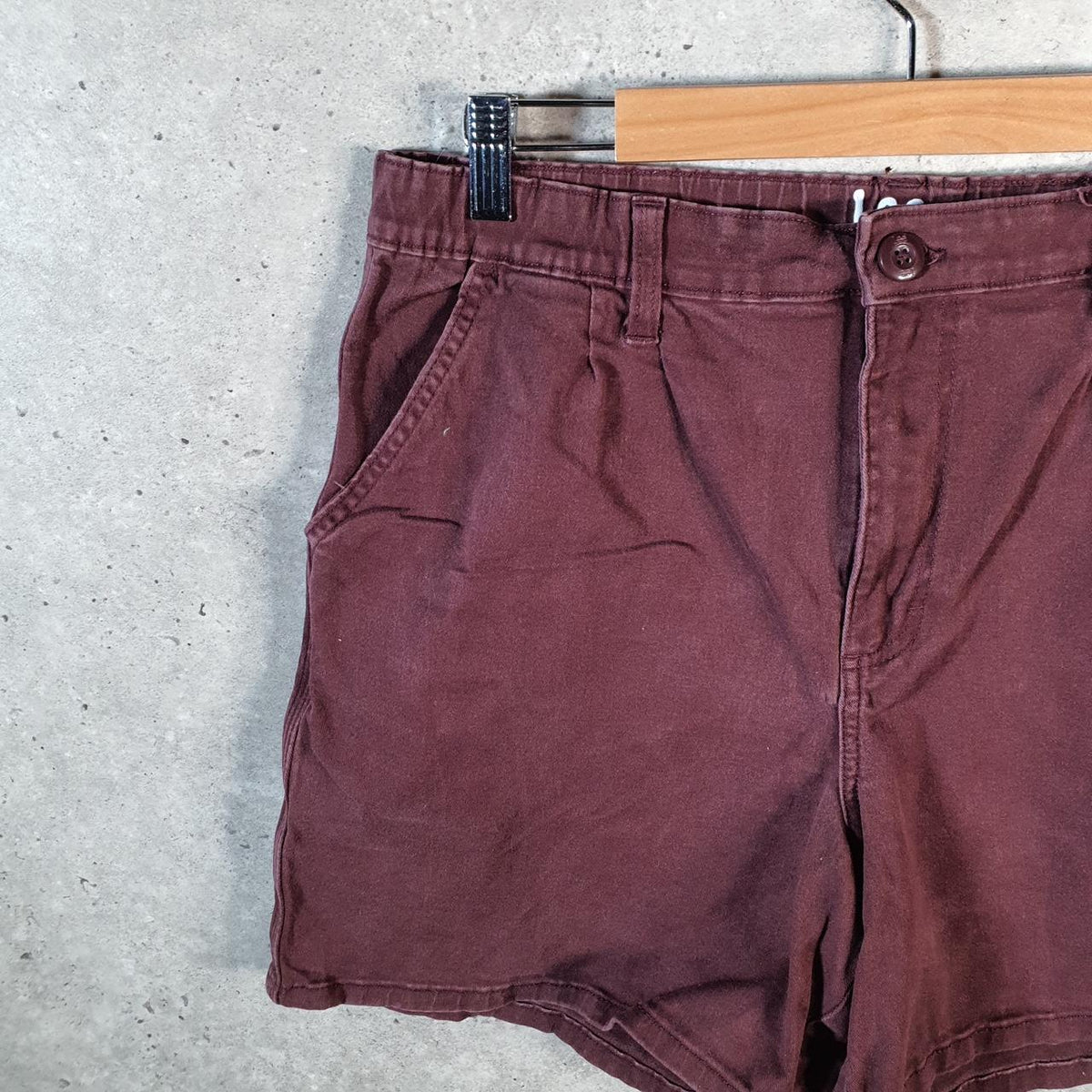 Vintage Lee Chino Shorts Jorts Cargo Womens W32 Burgundy Red Baggy Cotton A4437