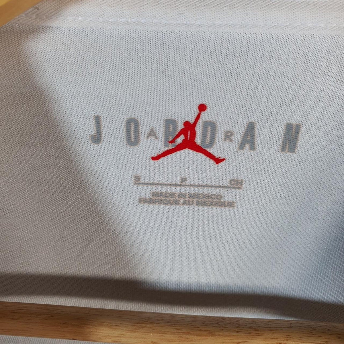 Vintage Jordan Air Dri Fit T Shirt Men’s White Small Casual Sports Logo Athletic C9825