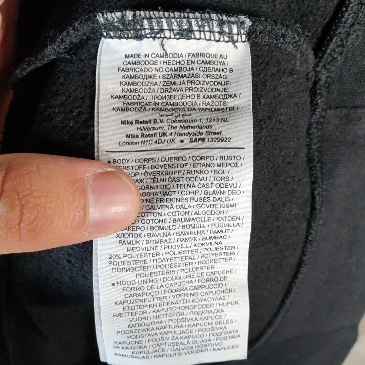 Vintage Nike Club Hoodie Men’s Small Black Centre Swoosh Y2K Pullover Sweatshirt Logo