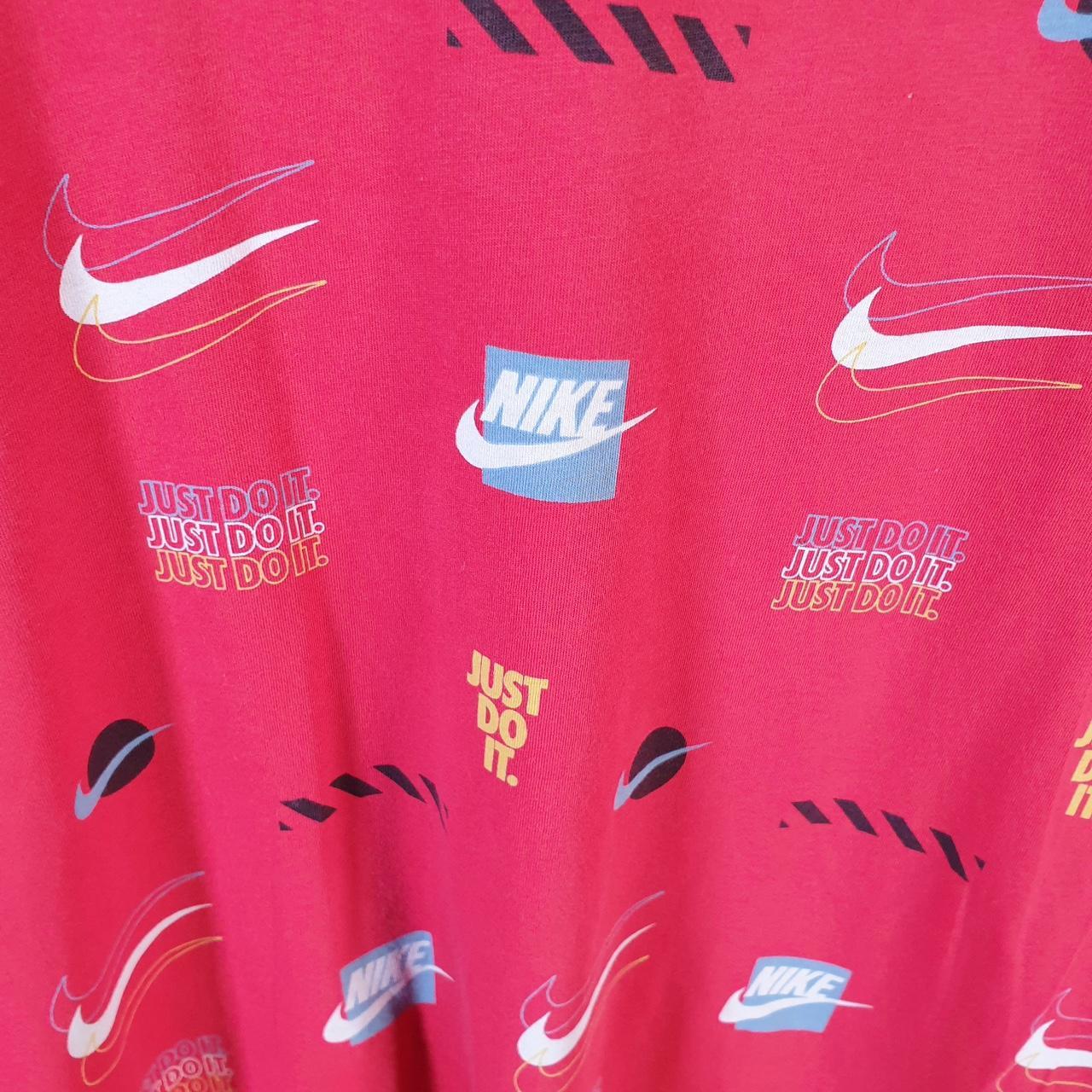 Vintage Nike Spellout T Shirt Men’s Medium Red All Over Print Logo Swoosh Athletic