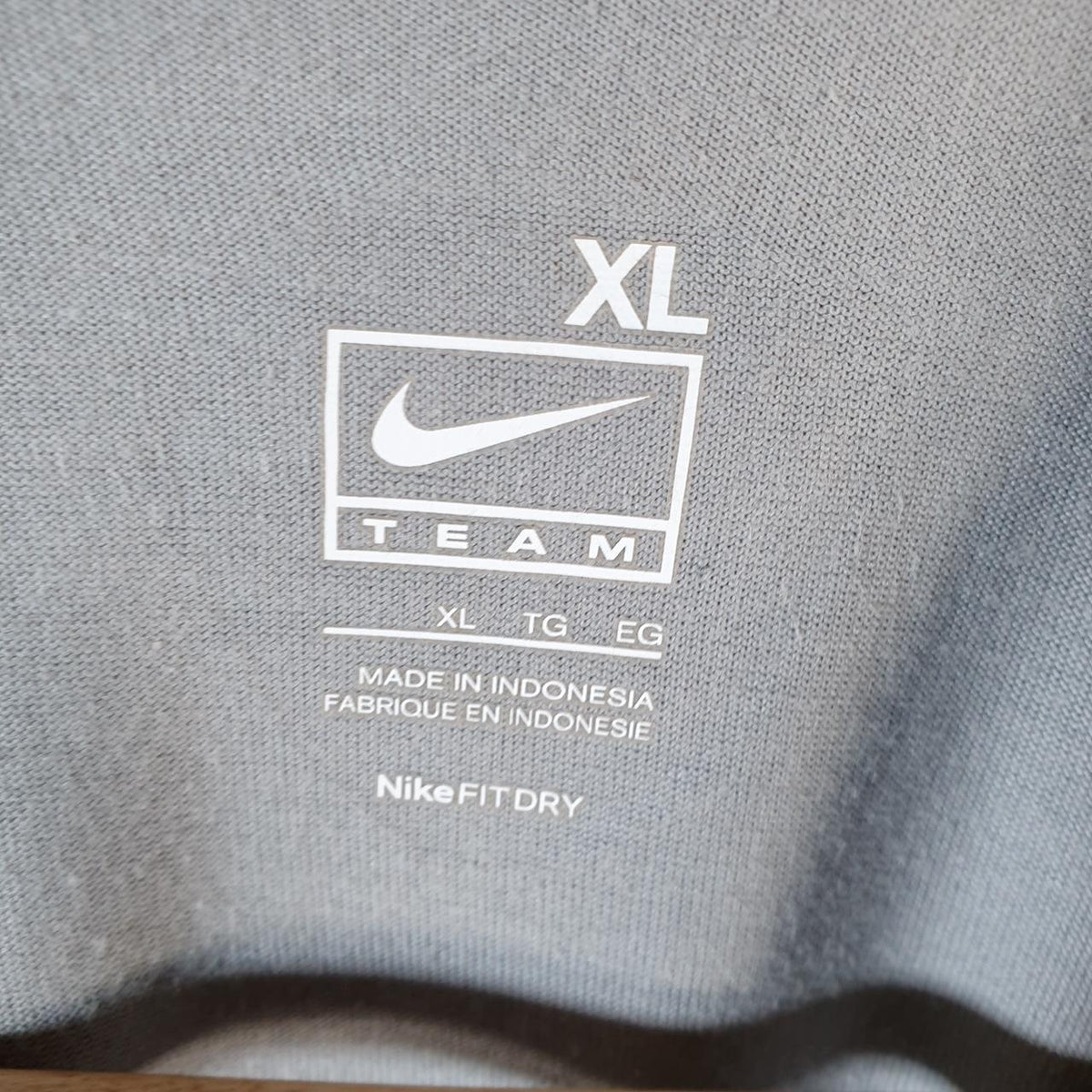 Vintage Nike Pro Performance Fit Dry T Shirt Men’s XL Grey Logo Printed Swoosh