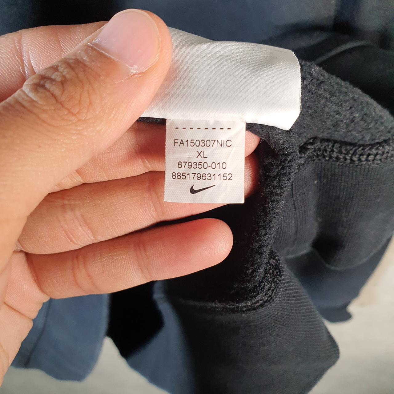 Vintage Nike Club Sweatshirt Men’s XL Black Swoosh Y2K Pullover Logo