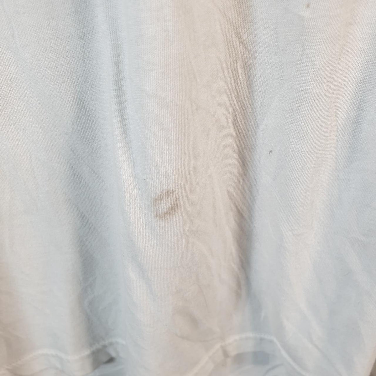 Vintage Under Armour Spellout T Shirt Shirt Youth XL White Loose Heat Gear Athletic