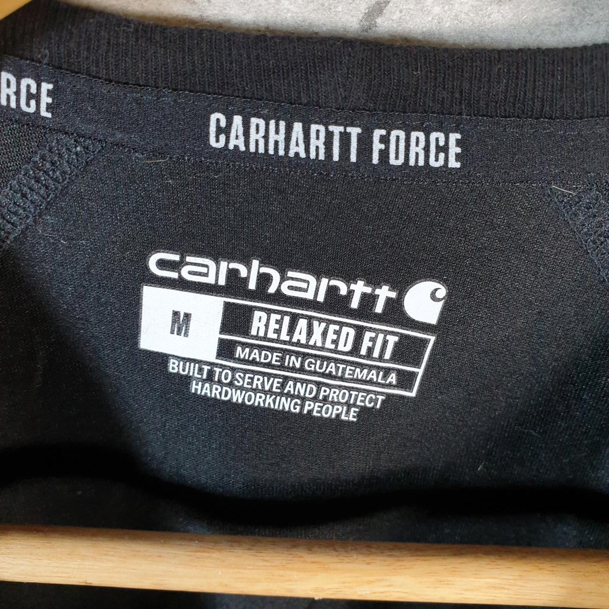 Vintage Carhartt Pocket T Shirt Men’s Medium Black Workwear Chore Utility Relaxed Fit C9354