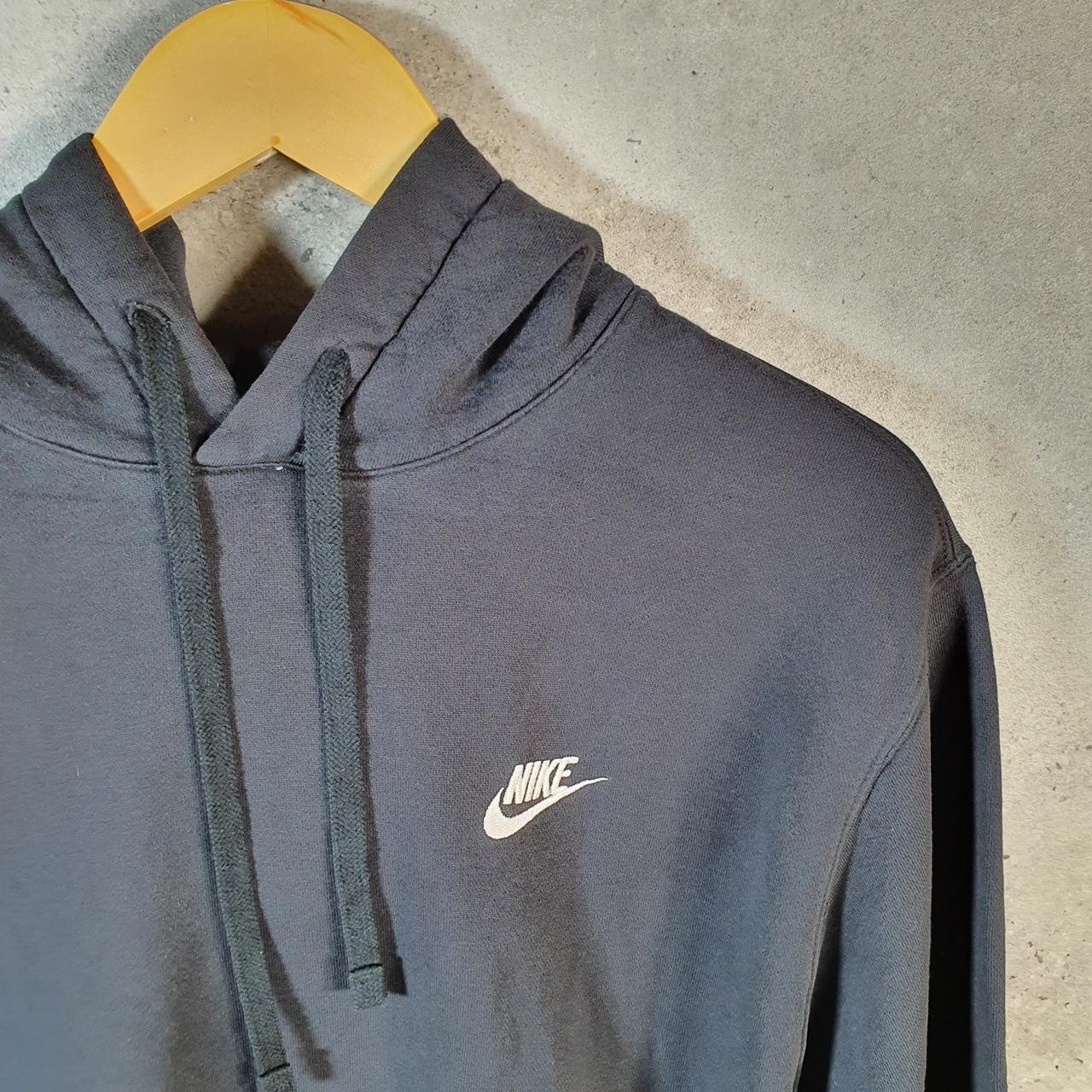 Vintage Nike Club Embroidered Hoodie Men’s Medium Black Swoosh Y2K Pullover Logo
