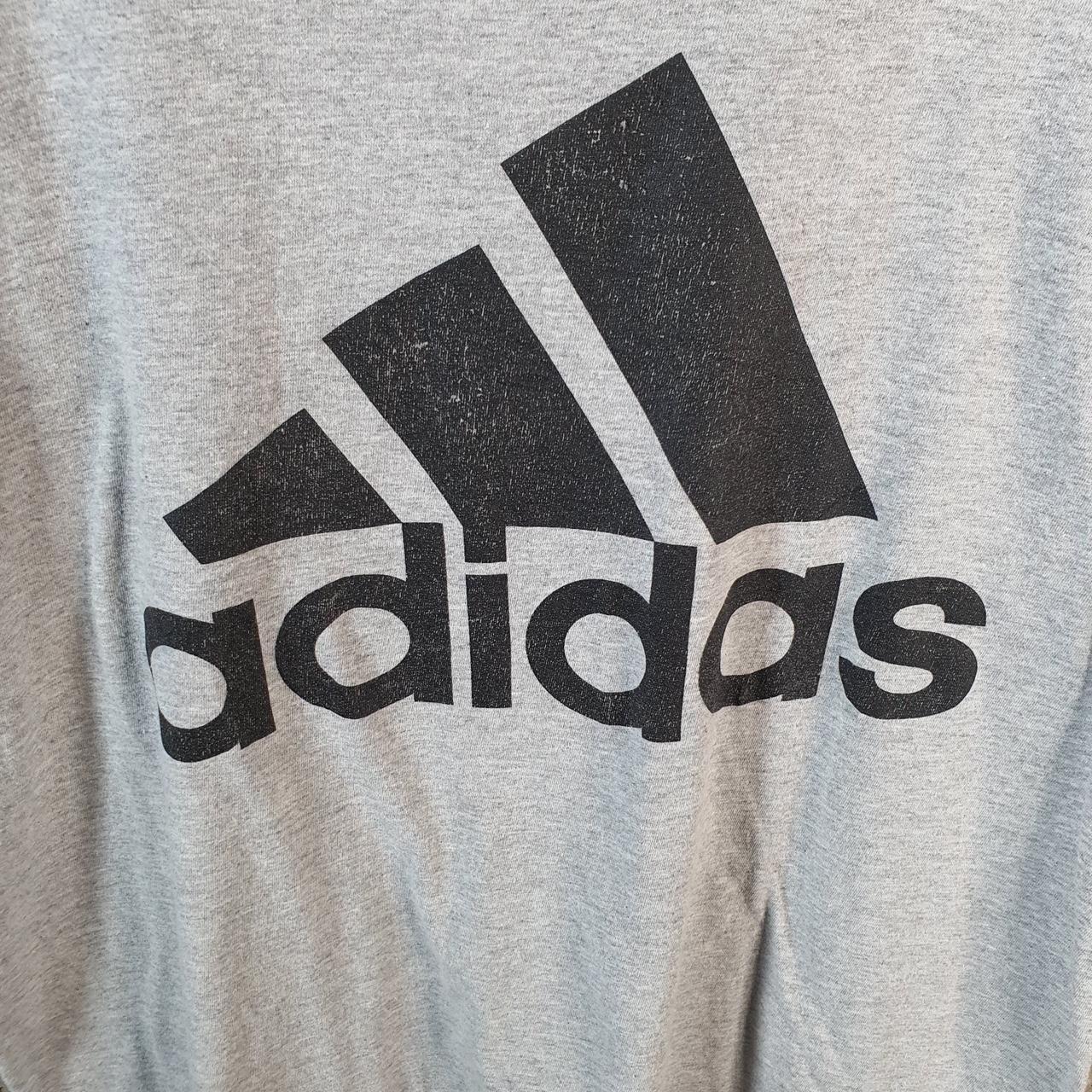 Vintage Adidas Go Tee T Shirt Men’s Medium Grey Three Stripes Logo Athletic