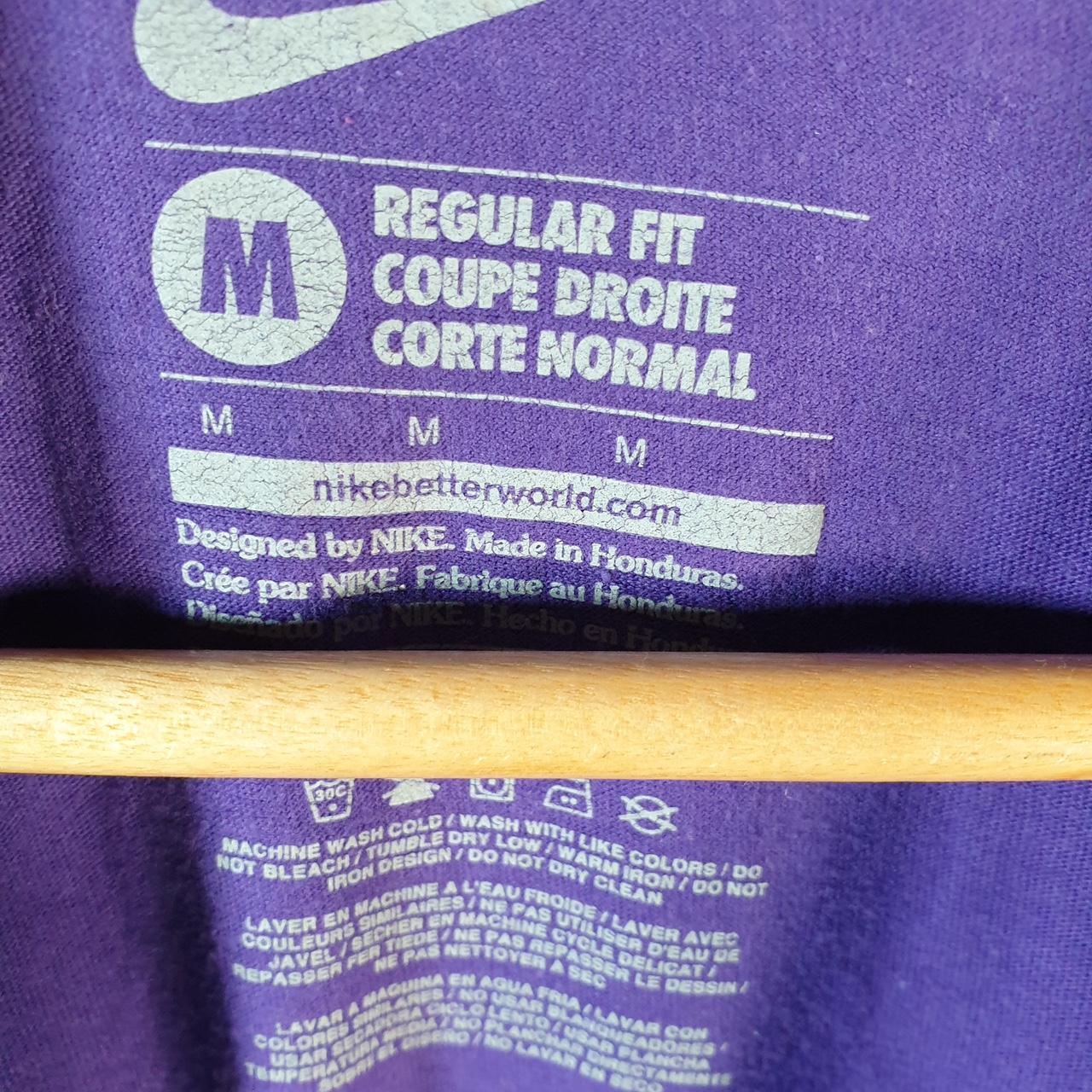 Vintage Nike T Shirt Men’s Medium Purple Printed Single Swoosh Logo Athletic C8286