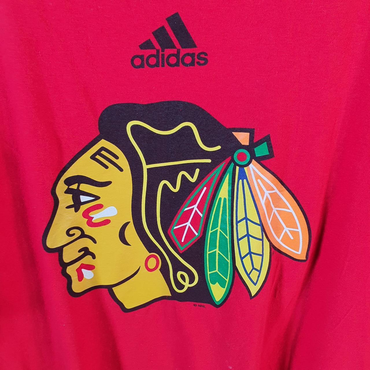 Vintage Adidas Go Tee Chicago USA T Shirt Men’s Large Red Three Stripes Logo Athletic