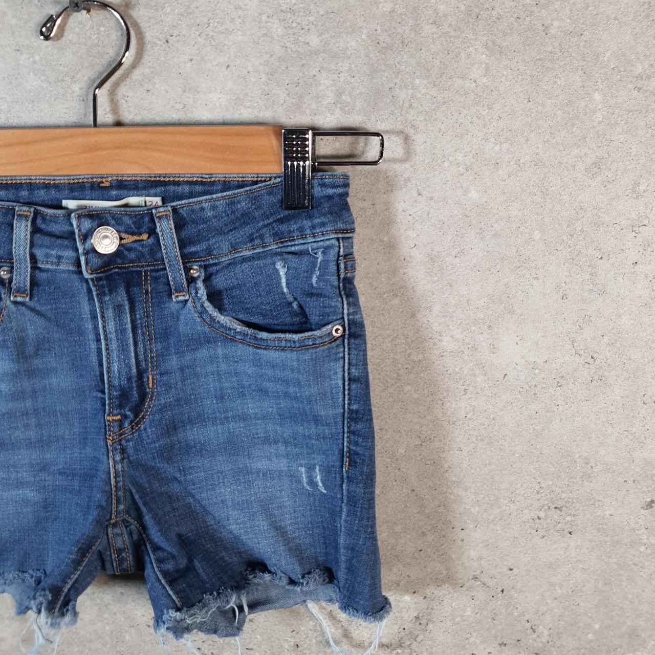 Vintage Levi’s Cut Short Baggy Shorts Jorts Cargo Womens W24 Blue Relaxed Denim A4570