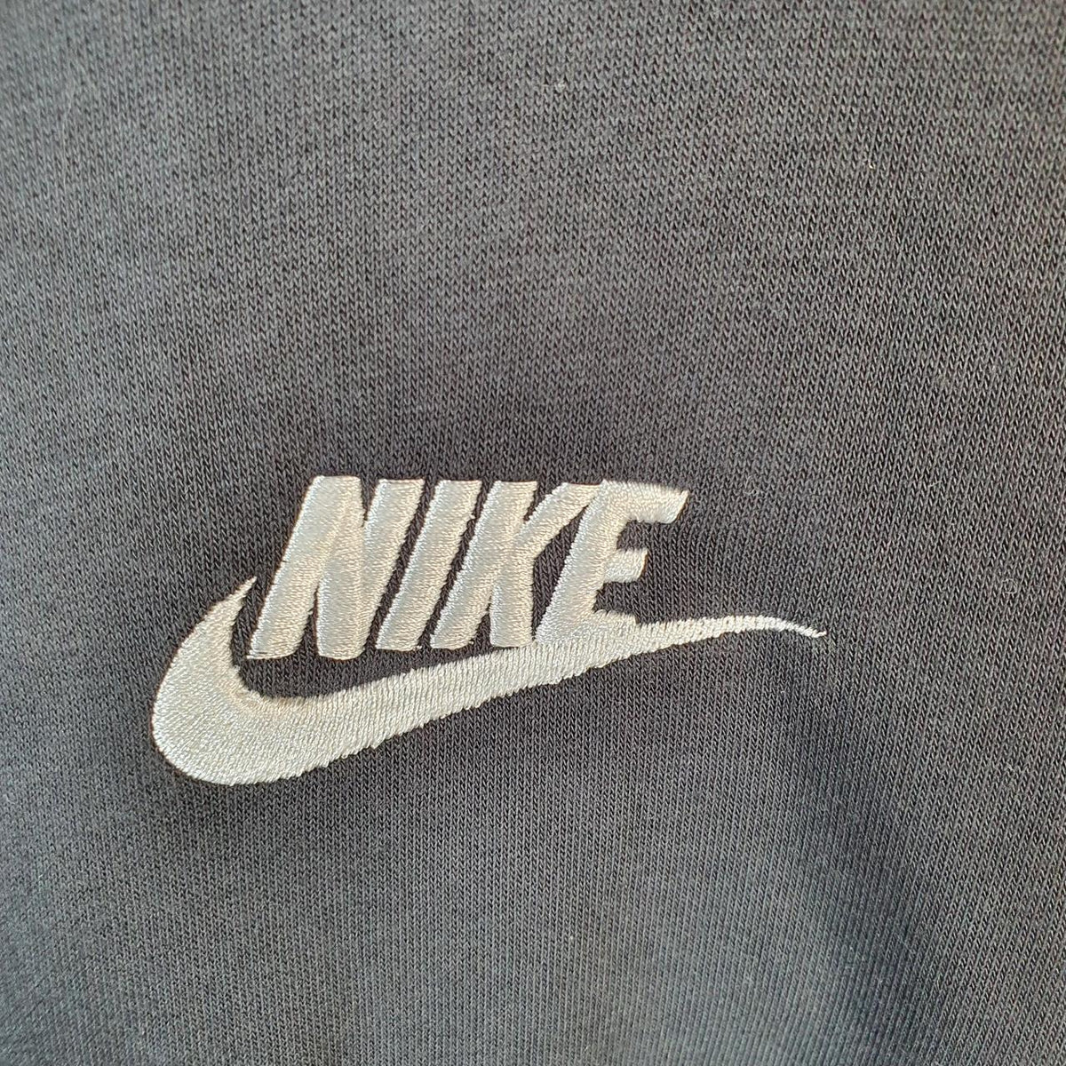 Vintage Nike Club Hoodie Men’s XL Black Centre Swoosh Y2K Pullover Sweatshirt Logo