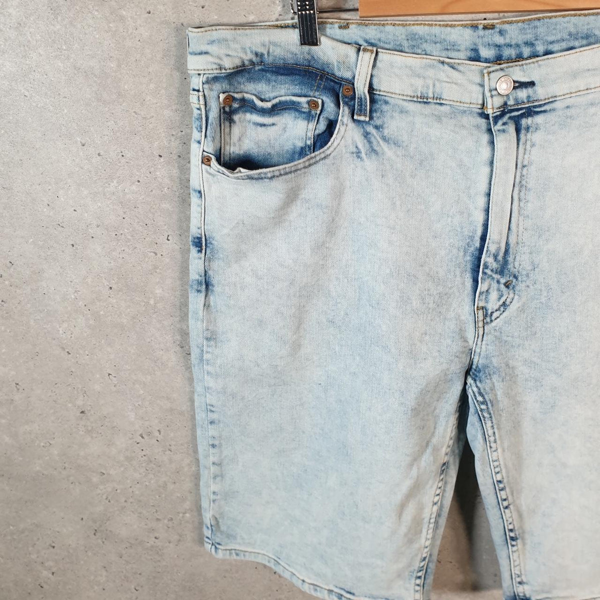 Vintage Levi’s 502 Baggy Shorts Jorts Cargo Men’s W42 Blue Relaxed Denim