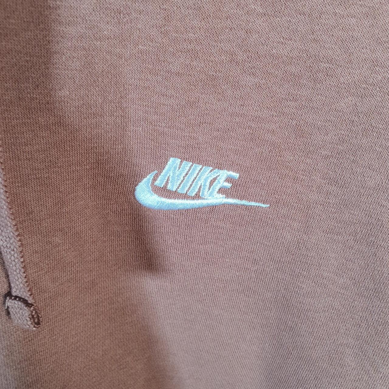Vintage Nike Club Embroidered Hoodie Men’s Medium Swoosh Y2K Pullover Logo