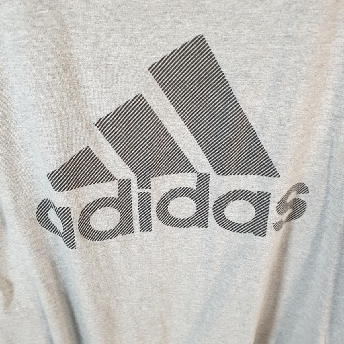 Vintage Adidas Go To Tee T Shirt Men’s Large Grey Three Stripes Logo Athletic