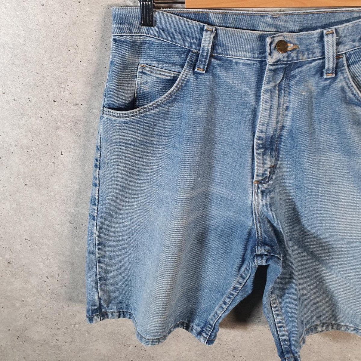 Vintage Wrangler Denim Shorts Jorts Cargo Men’s W32 Relaxed Blue Baggy Cotton