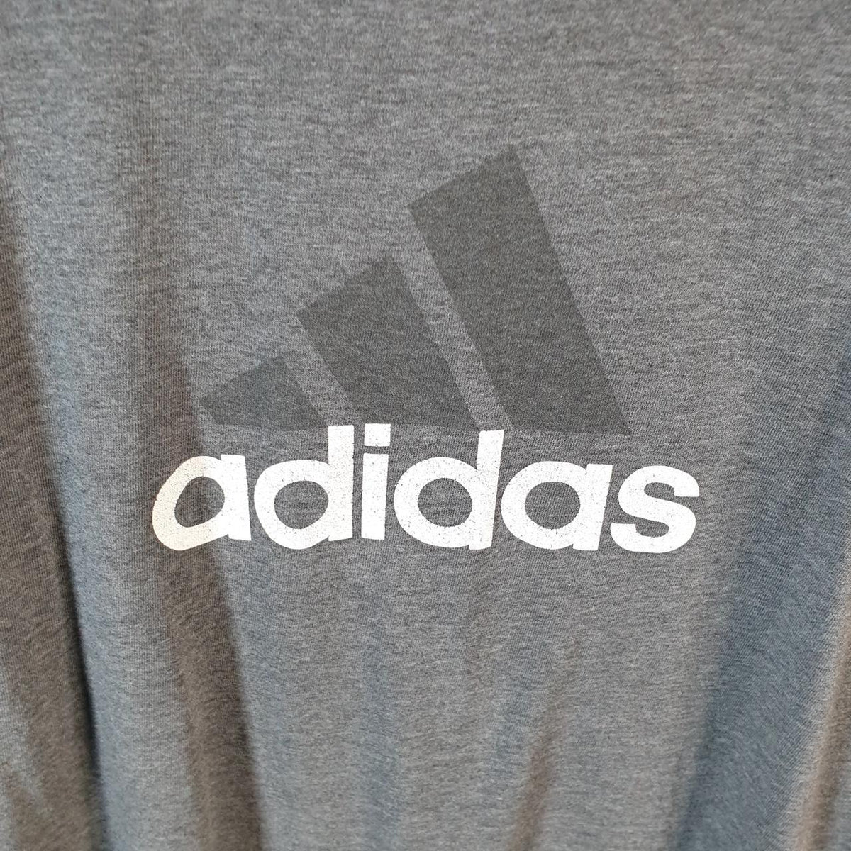Vintage Adidas Spellout T Shirt Men’s XL Grey Three Stripes Athletic Logo