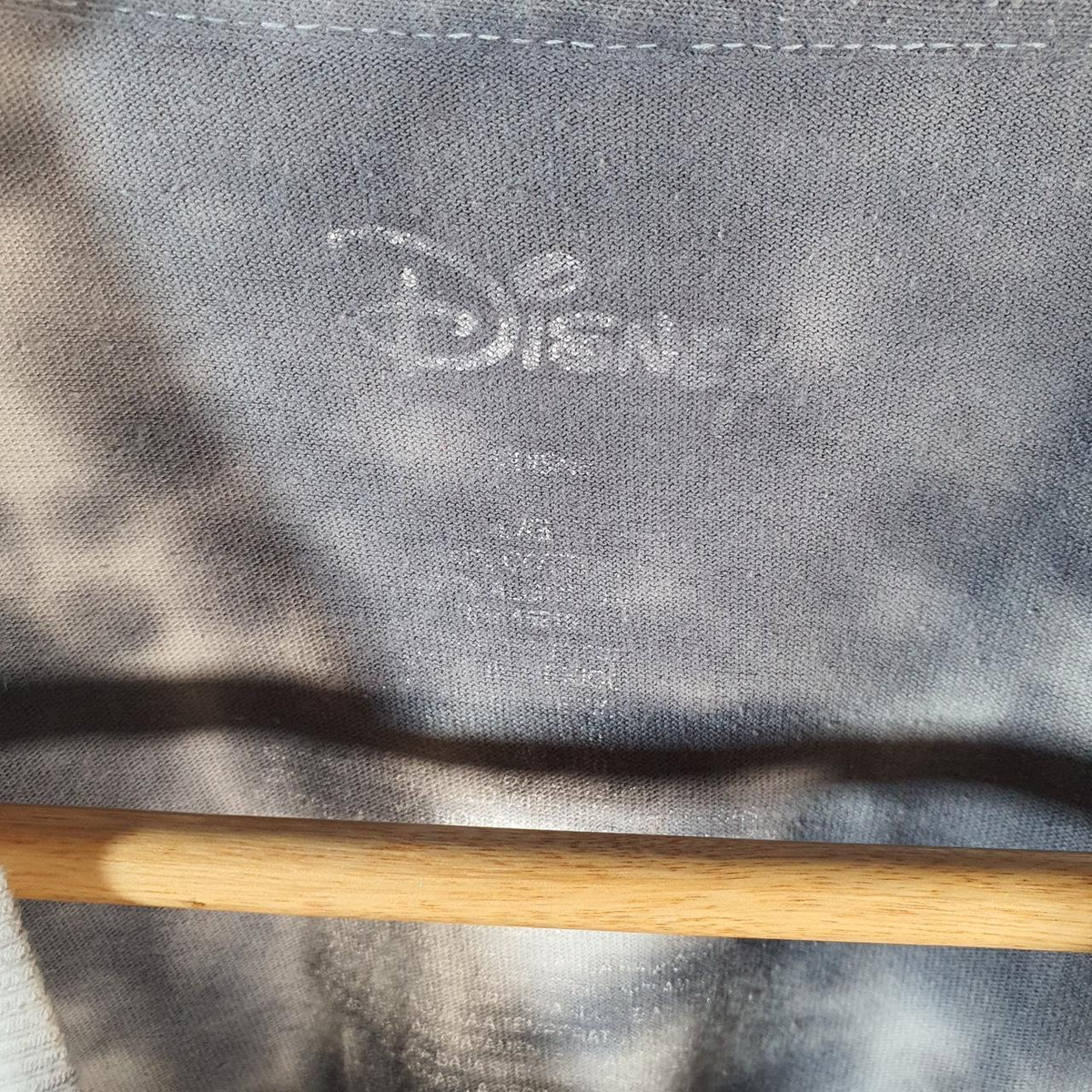 Vintage Disney Land Mickey Mouse Hanes T Shirt Shirt Men’s Medium Grey Tie Dye Graphic Cartoon C9740