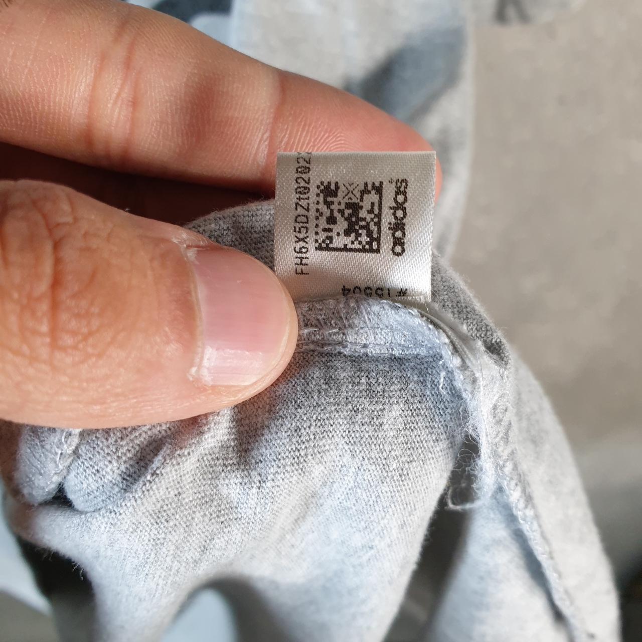 Vintage Adidas Golf T Shirt Men’s Large Grey Three Stripes Logo Athletic