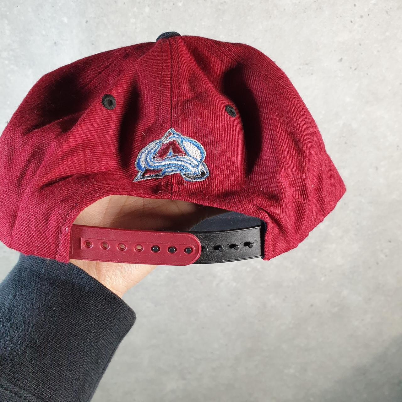 Vintage NHL Colorado Avalanche Adjustable Cap Men’s USA Spellout Athletic Sports C8544
