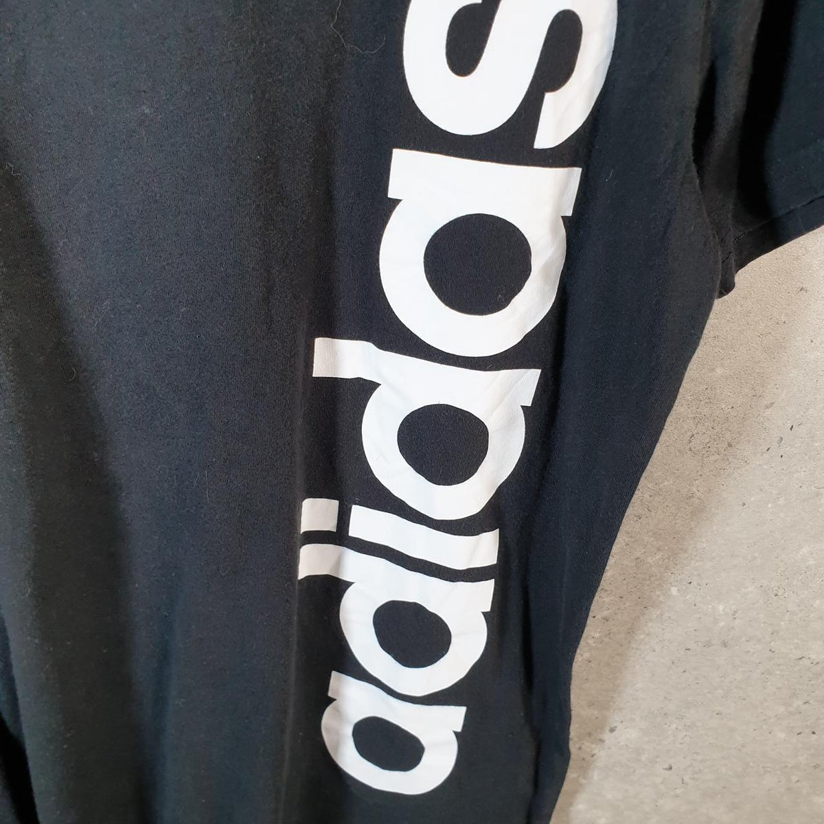 Vintage Adidas Spellout T Shirt Womens Large Black Three Stripes Logo Athletic
