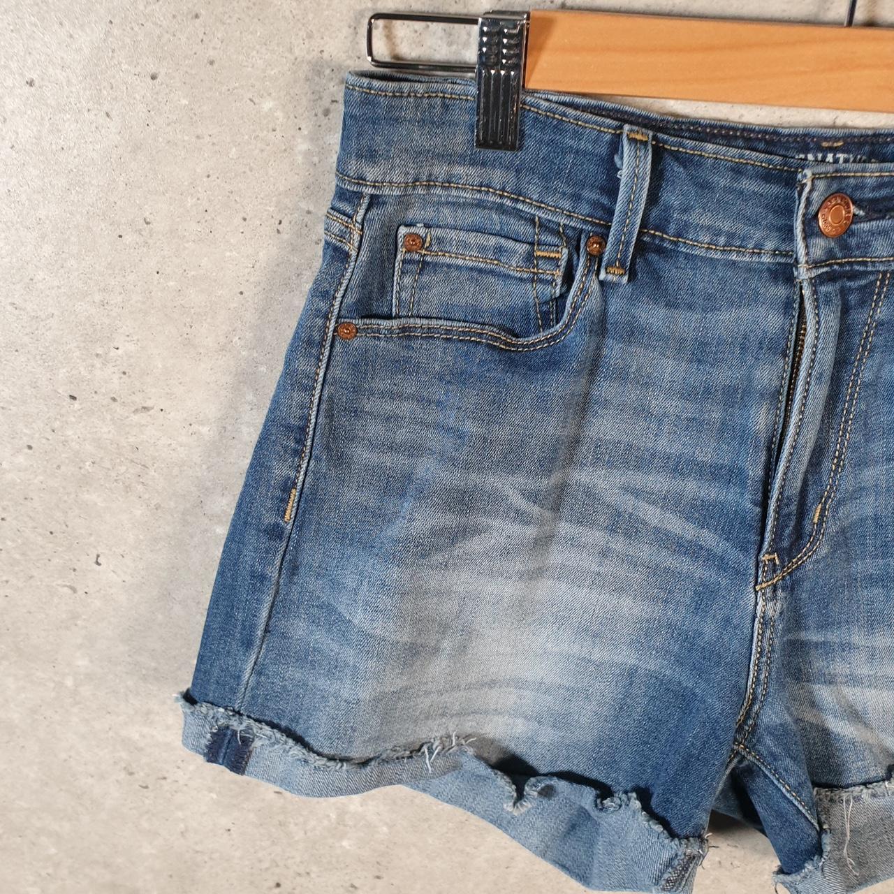 Vintage Levi’s Cut Off Baggy Shorts Jorts Cargo Womens W28 Blue Relaxed Denim