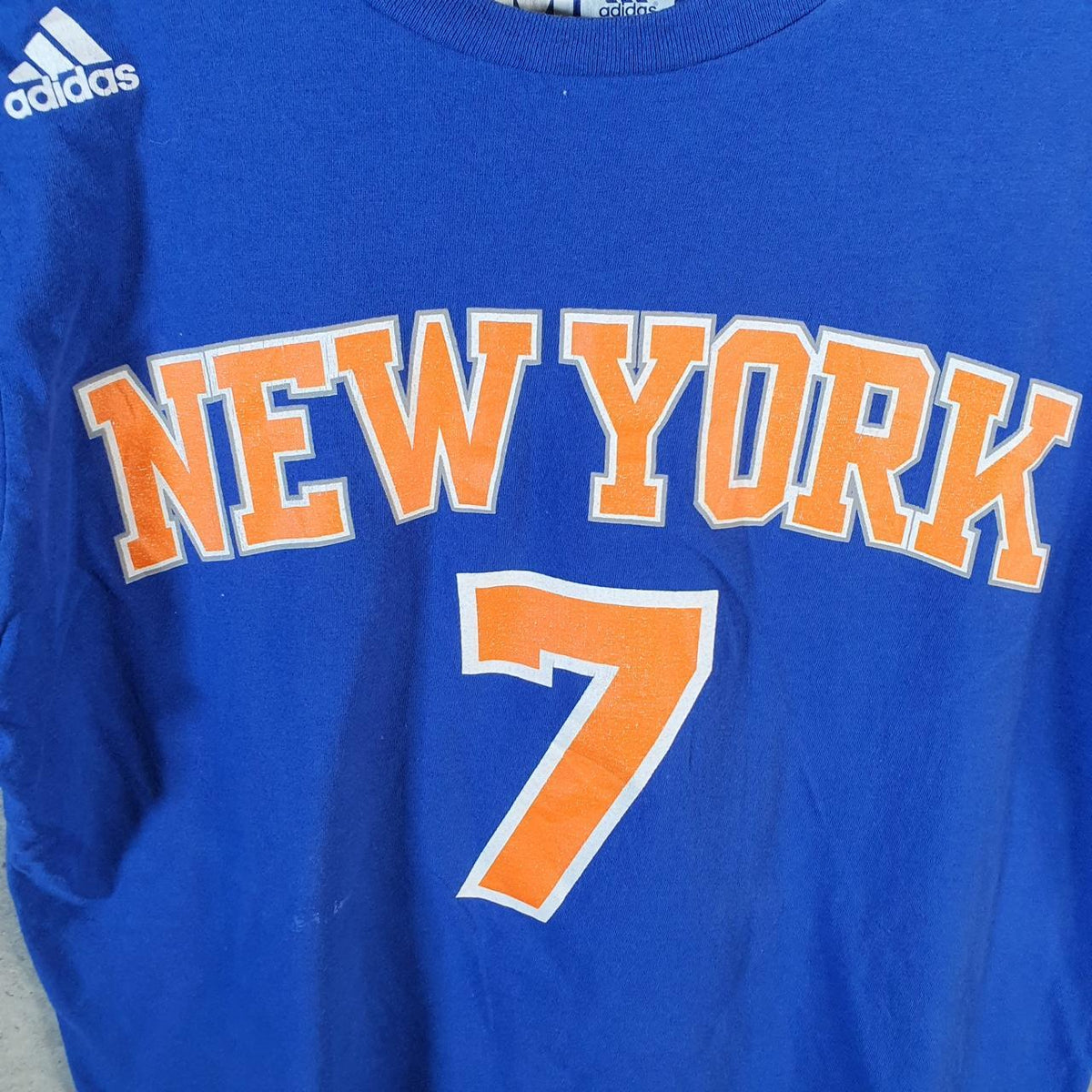 Vintage Adidas Go To Tee NBA New York Anthony 7 T Shirt Men’s Medium Blue Logo