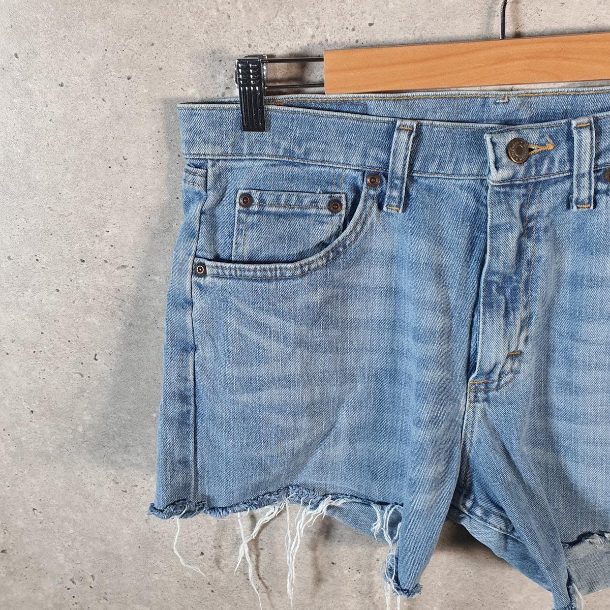 Vintage Wrangler Cut Short Baggy Shorts Jorts Cargo Womens W32 Blue Relaxed Denim A4541