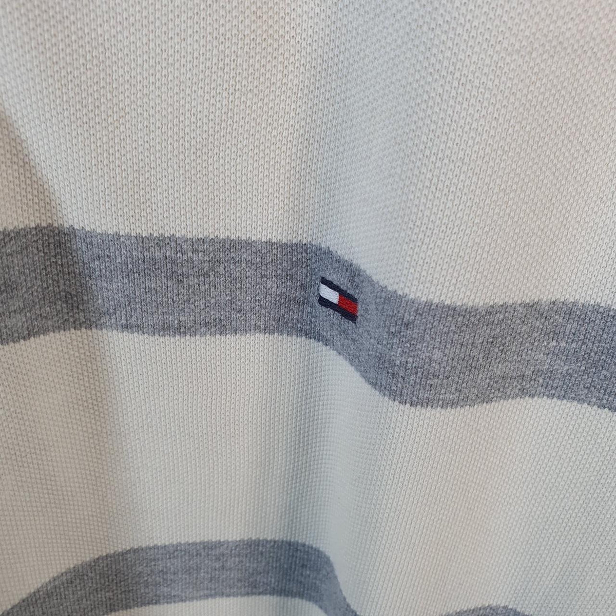 Vintage Tommy Hilfiger Polo Shirt Men’s Large White Striped Custom Fit Embroidered Logo