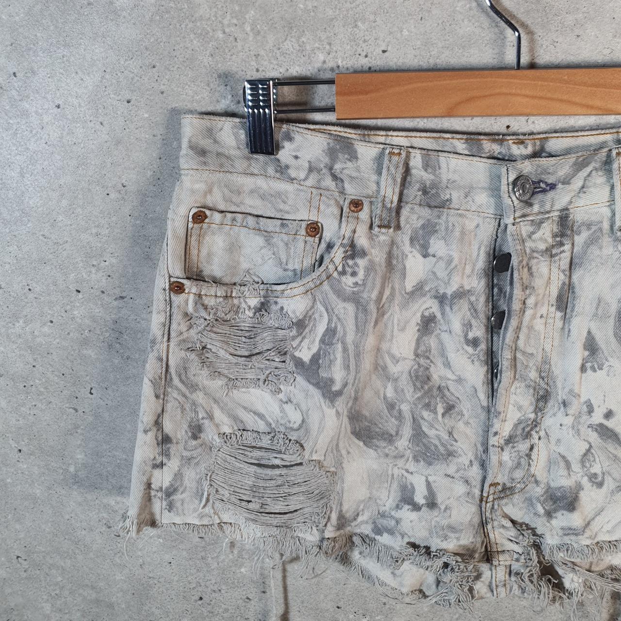Vintage Levi’s Dyed Cut Off Shorts Jorts Cargo Womens W34 Grey Relaxed Denim