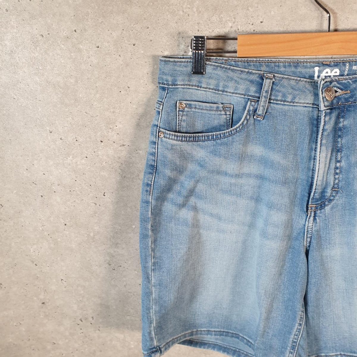 Vintage Lee Baggy Shorts Jorts Cargo Womens W32 Blue Relaxed Denim