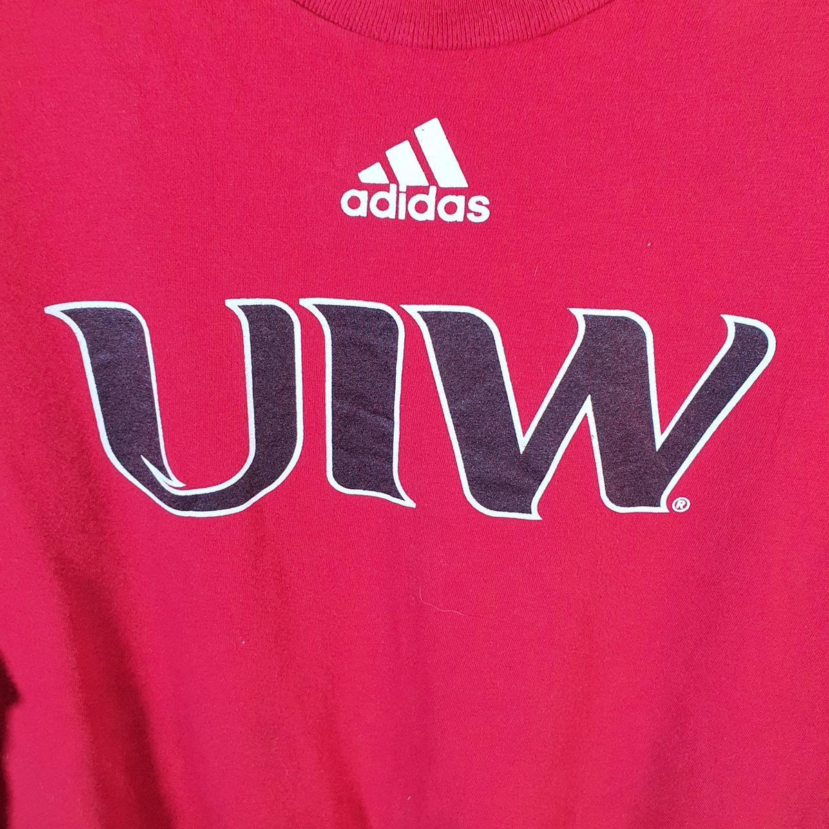 Vintage Adidas Amplifier Wisconsin Uni T Shirt Men’s Large Red Three Stripes Logo