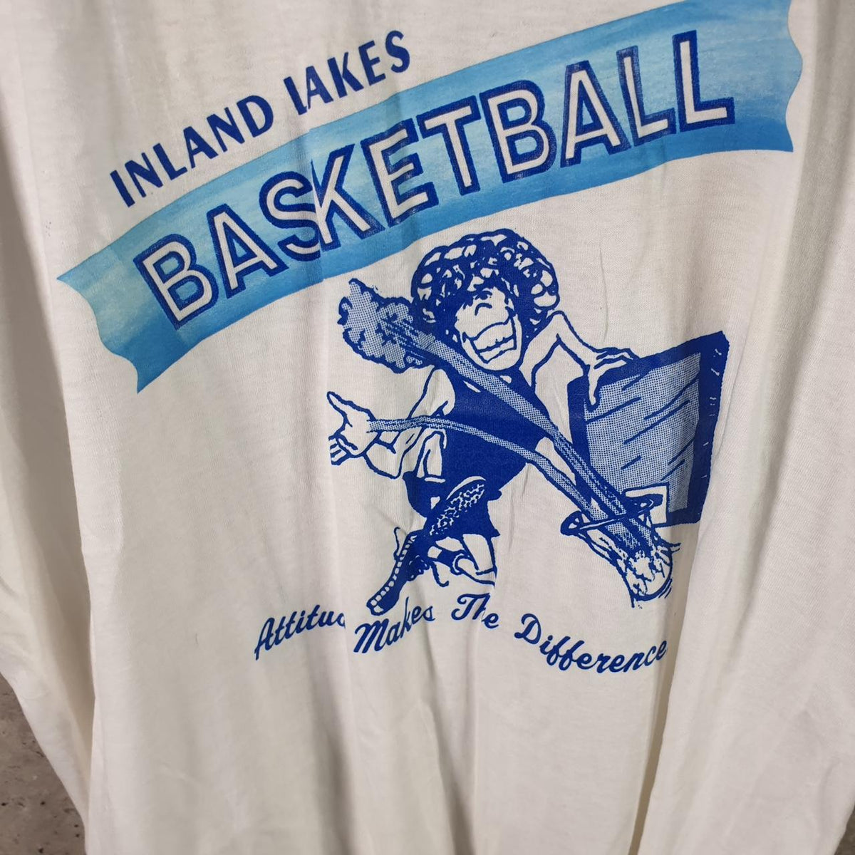 Vintage Screen Stars Best Inland Lakes Basketball USA Single Stitch T Shirt Men’s XL White Big Fish Vintage